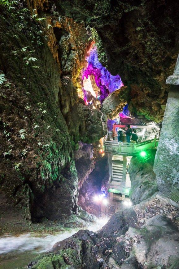 辽宁大连金州区一厂房突发大火，消防：已及时扑灭，具体原因还需进一步调查